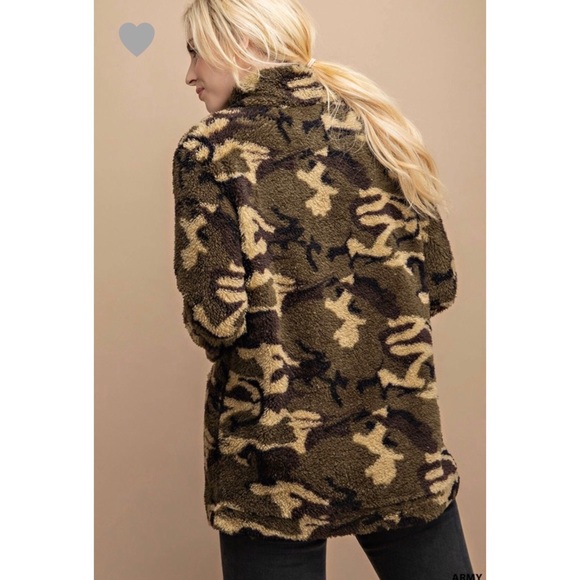 BOUTIQUE CLOSING MAKE AN OFFER - Picture 4 of 4